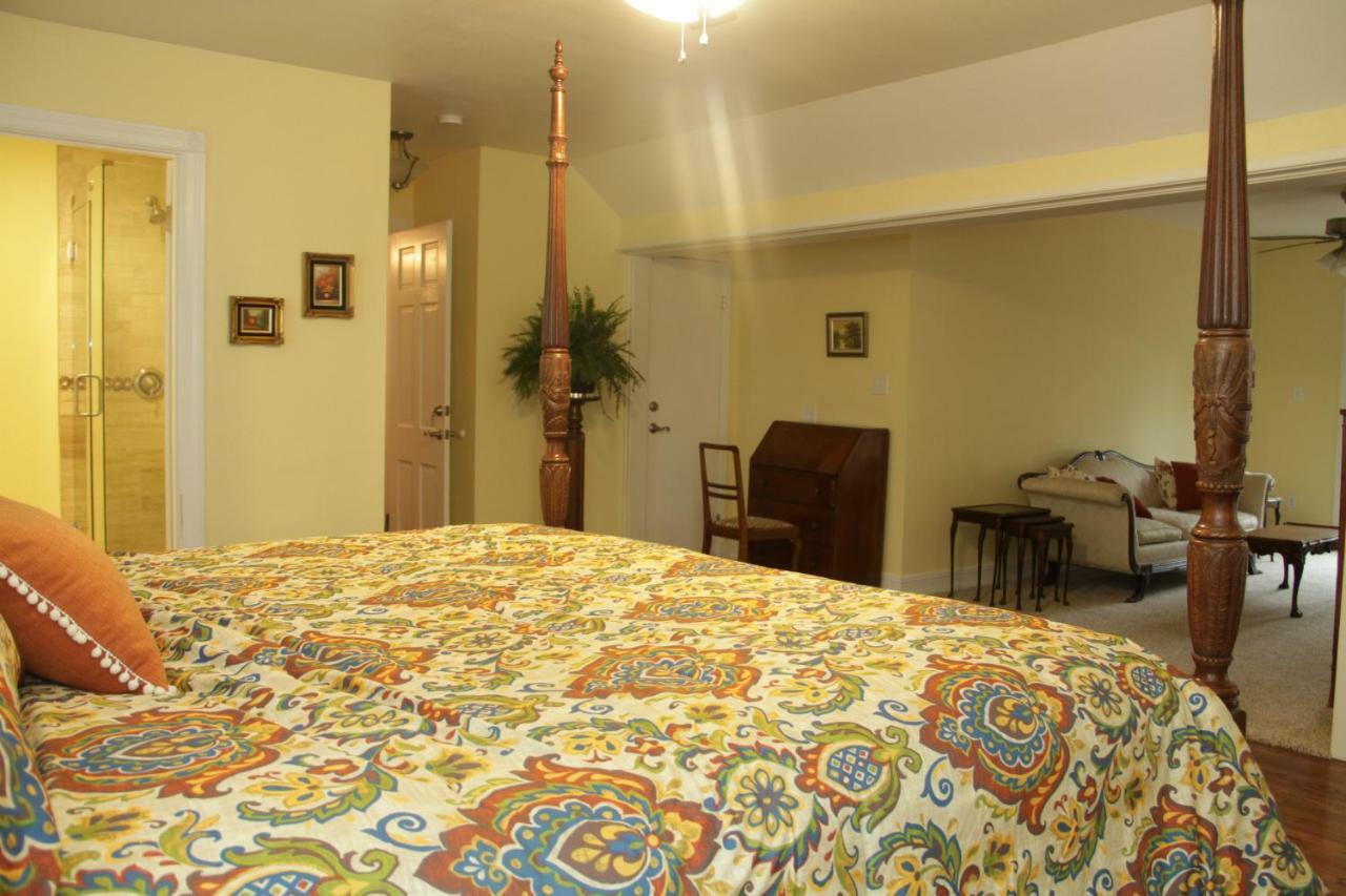 The Oaks Bed And Breakfast Sulphur Springs Eksteriør billede